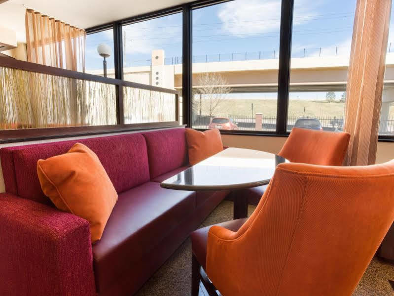 Drury Inn & Suites Denver Tech Center Сентенниал Экстерьер фото