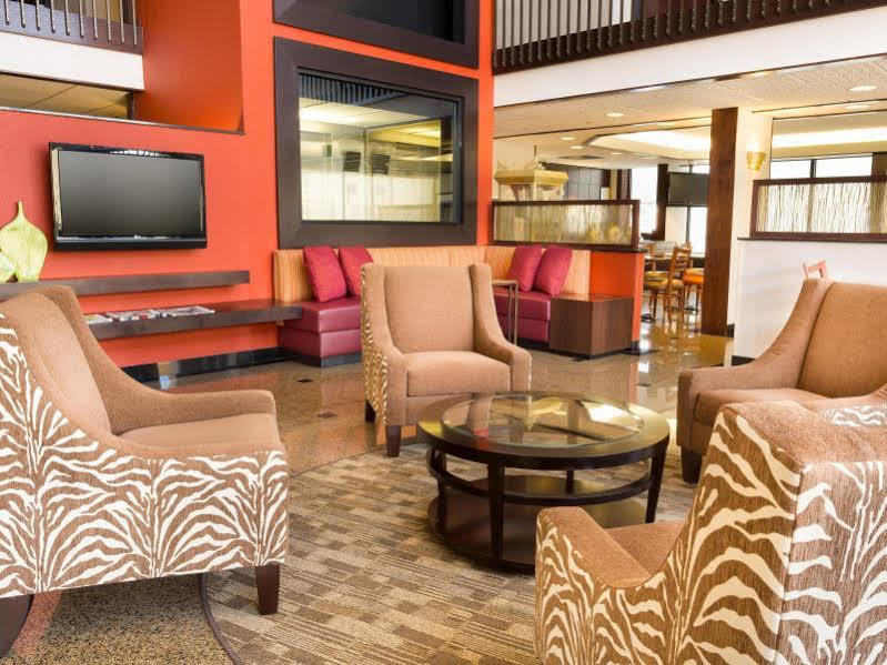 Drury Inn & Suites Denver Tech Center Сентенниал Экстерьер фото